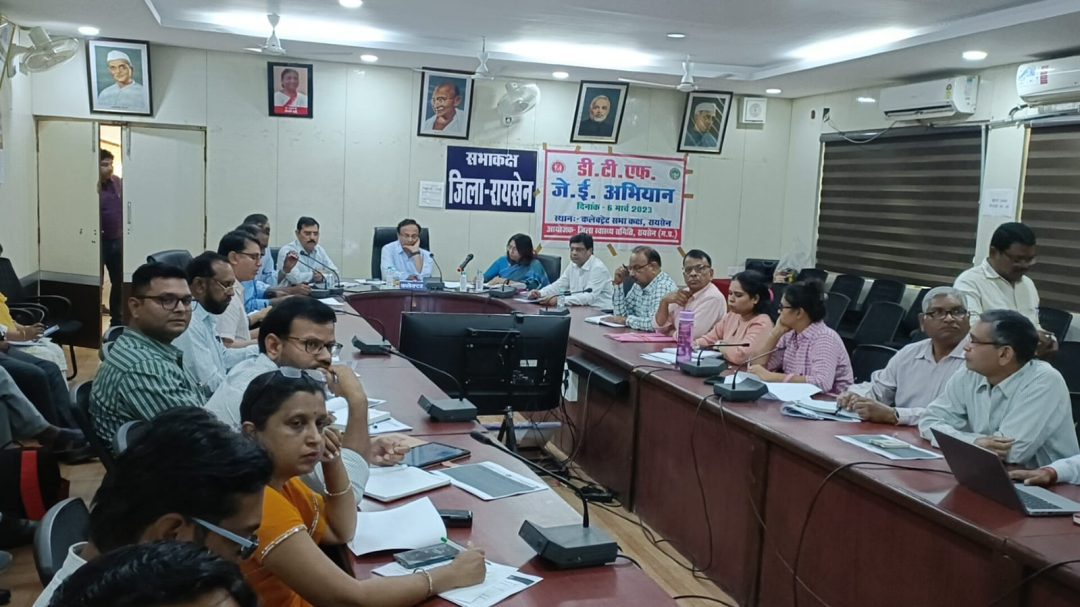 बीमारी से डरें-टीके से नहीं<br>जापानी मस्तिष्क ज्वर से बचाव हेतु जिले में 25 मार्च से चलाया जाएगा जेई अभियान