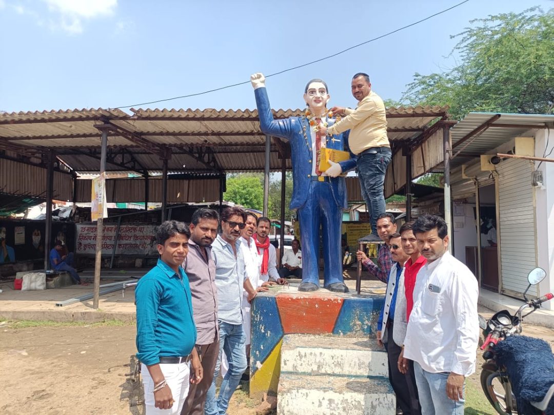 लोकतंत्र के सम्मान में कांग्रेस मैदान में