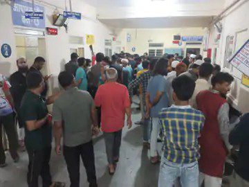 रायसेन में पुलिया से भिड़ी कार:पांच युवक घायल, 2 गंभीर घायलों को भोपाल किया व रेफर ,ढाबे से खाना खाकर लौट रहे थे युवक