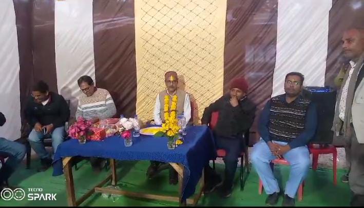 लेखपाल के पद पर पदस्थ राजेन्द्र शर्मा को दी गई भावभीनी विदाई