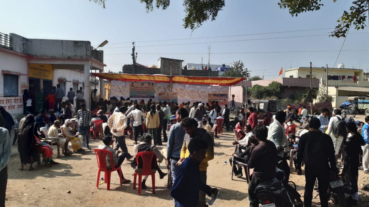 गैरतगंज में कृत्रिम अंग निर्माण एवं सहायक उपकरण चिन्हांकन शिविर सम्पन्न