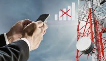 बैलेंस राशि पूरी सुविधा अधूरी। लुट रहे उपभोक्ता।