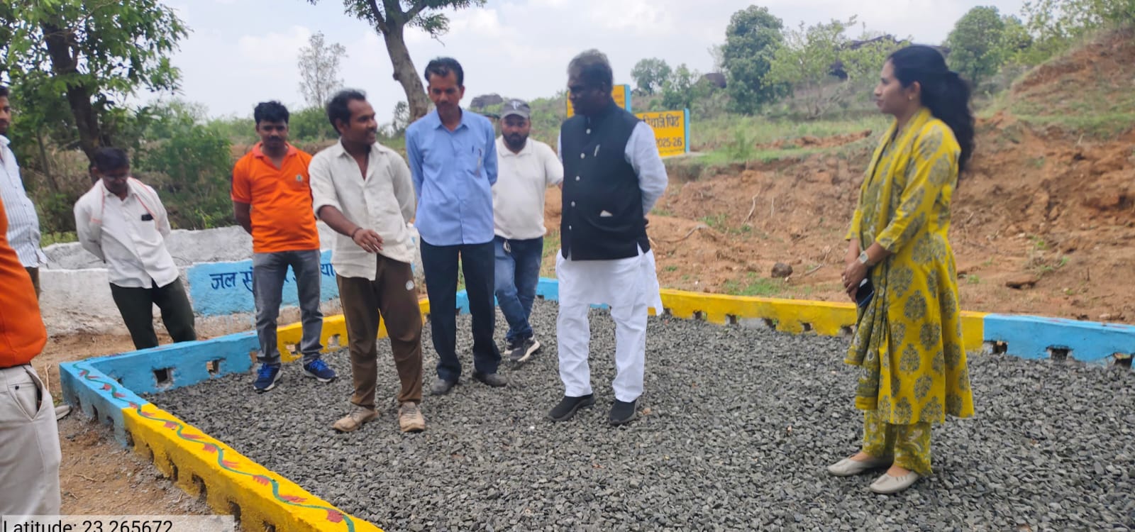 विधायक डॉ चौधरी ने खरबई में जल गंगा संवर्धन अभियान के कार्यो का लिया जायजा