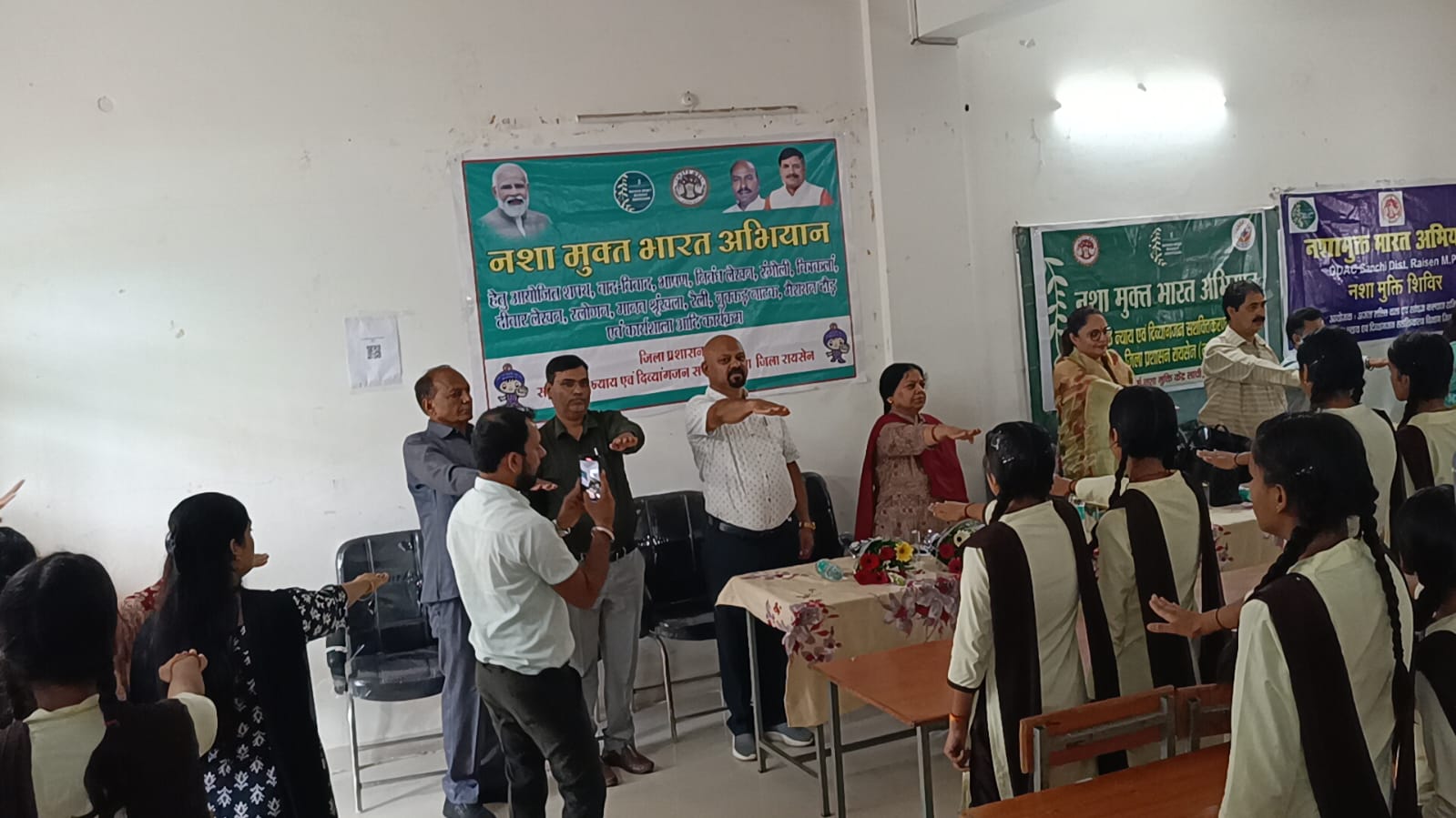 नशामुक्त भारत अभियान के तहत शासकीय उत्कृष्ट विद्यालय में कार्यशाला आयोजित