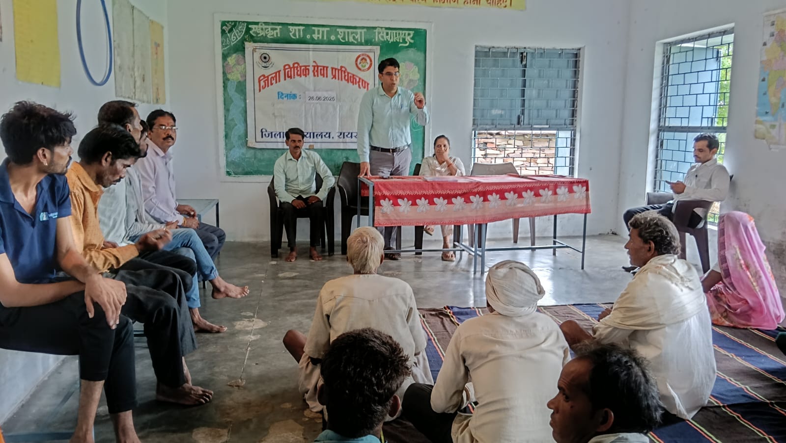 नशीली दवाओं के दुरुपयोग और अवैध तस्करी के खिलाफ अंतर्राष्ट्रीय दिवस पर गॉवों में आयोजित किए गए जागरूकता शिविर