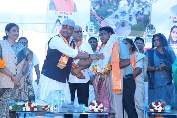 अशोक मरावी एसडीओ के स्थानांतरण होने पर दी विदाई