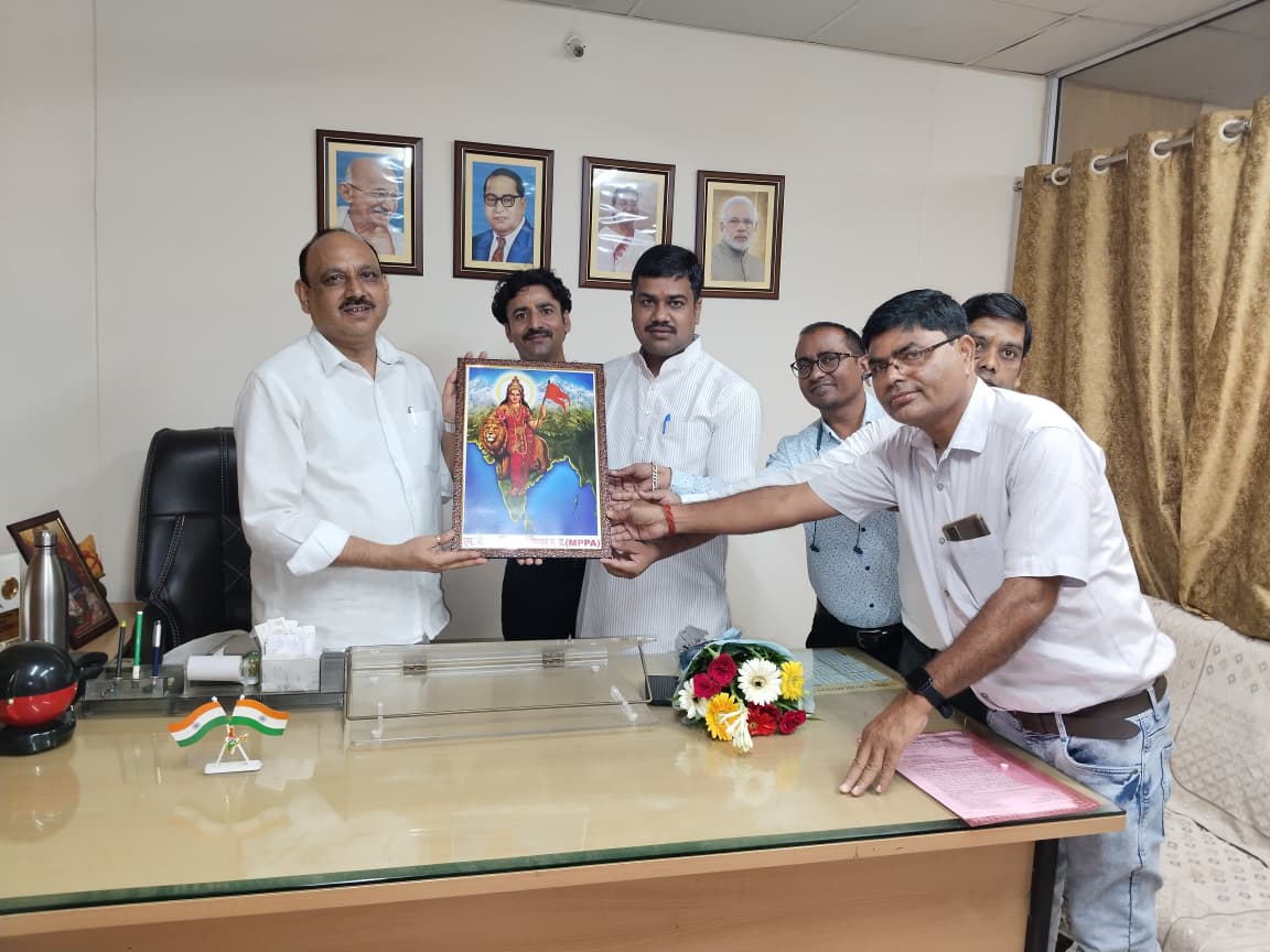 एम पी फार्मासिस्ट संगठन के प्रतिनिधि मंडल ने फार्मेसी काउंसिल अध्यक्ष और रजिस्ट्रार से की शिष्टाचार भेंट।