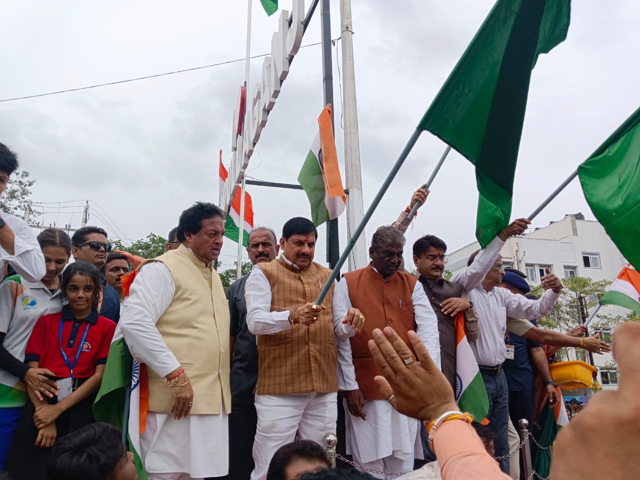 मुख्यमंत्री मोहन यादव ने हर घर तिरंगा अभियान का हरी झंडी दिखाकर किया शुभारंभ