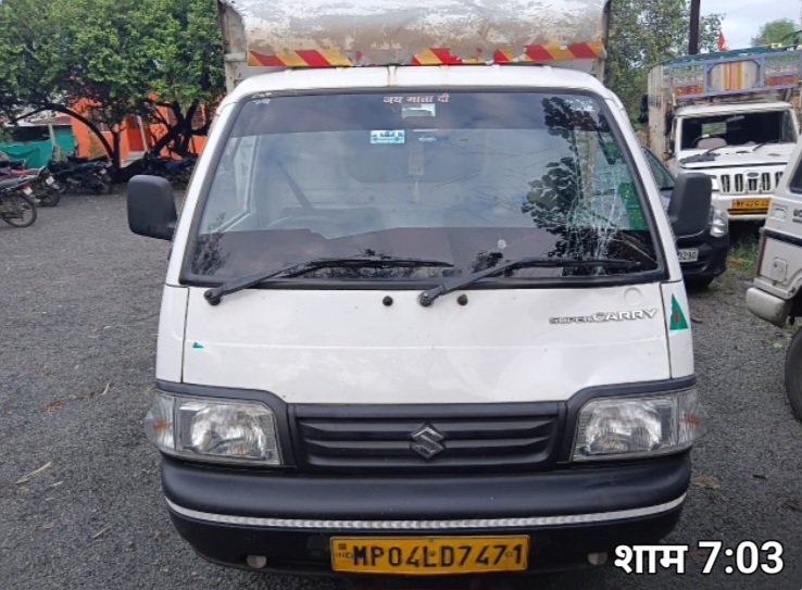 सड़क दुर्घटना में महिला घायलविदिशा रेफर किया