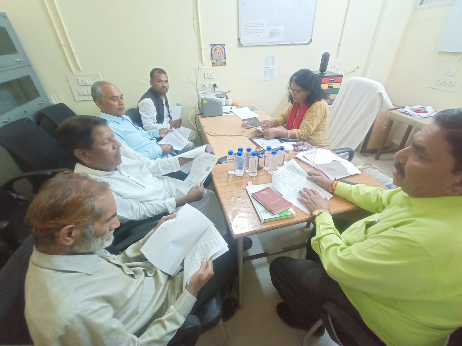 निर्वाचक नामावली के गहन पुनरीक्षण के संबंध में राजनैतिक दलों के साथ बैठक सम्पन्न