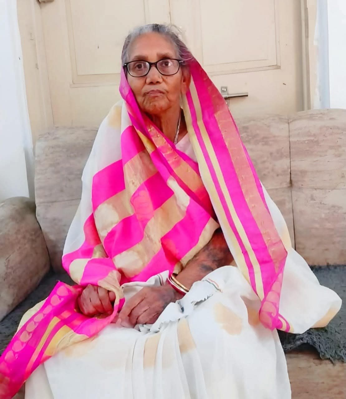 लंबी बीमारी के बाद विधायक डॉ. प्रभूराम चौधरी की माता श्रीमती सुमंत्रा देवी का निधन, नगर में शोक की लहर