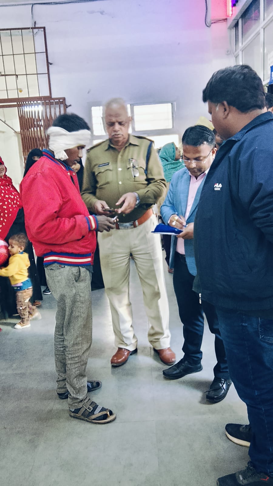 राष्ट्रीय तंबाकू मुक्त युवा अभियान के तहत जिला अस्पताल में जागरूकता कार्यक्रम आयोजित