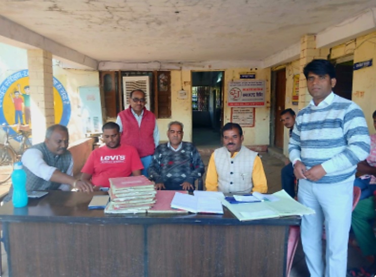 नगर परिषद में आयोजित हुई लोक अदालत हुई वसूली।