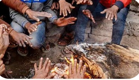 कड़ाके की ठंड में भी अलाव व्यवस्था नदारदविश्व ऐतिहासिक स्थल सांची में ठंड से बेहाल लोग, प्रशासन अब तक बेखबर.