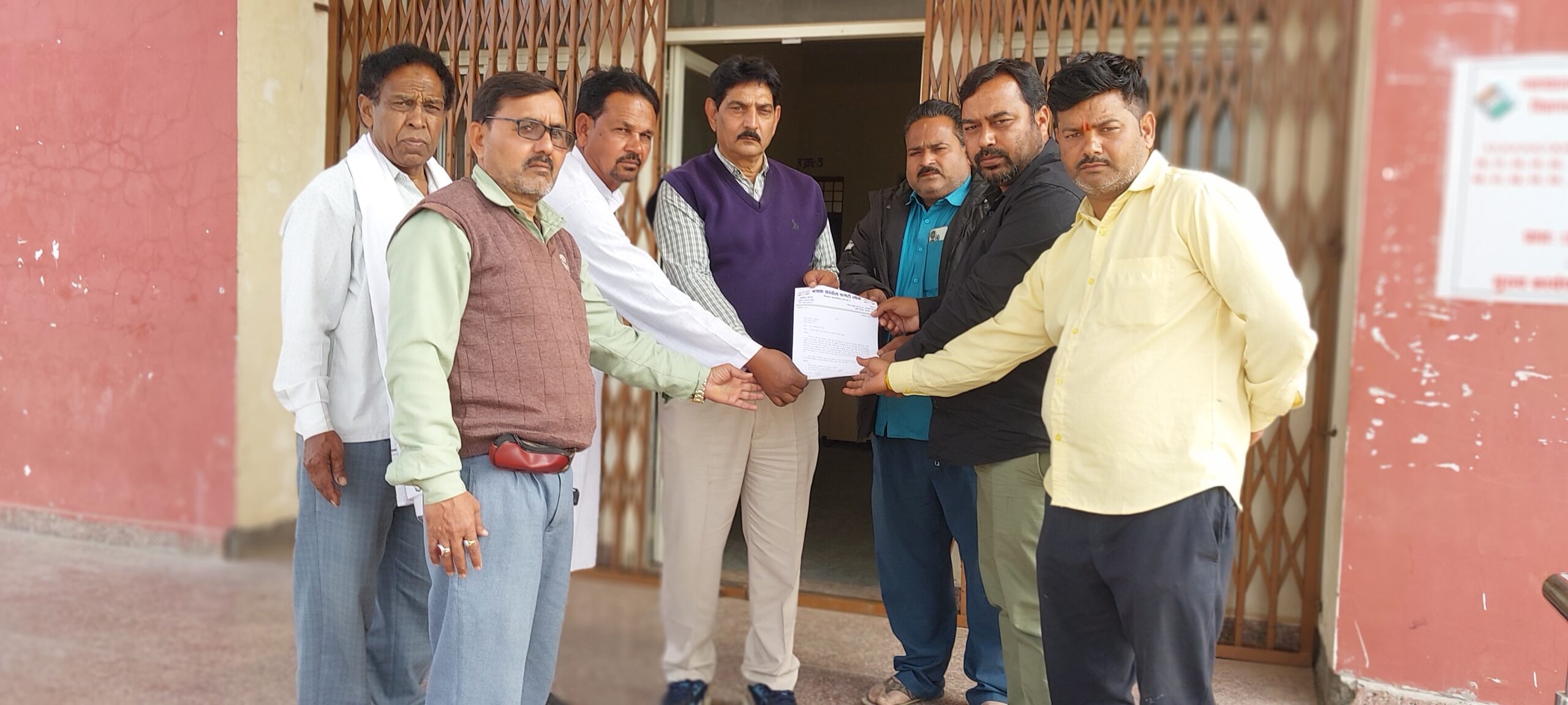 मतदाता सूची में कथित साजिश से उबाल, फर्जी आपत्तियों पर कांग्रेस का बड़ा आरोप।एसआईआर की आड़ में अल्पसंख्यक मतदाताओं को बाहर करने की कोशिश, कांग्रेस ने आंदोलन की चेतावनी दी