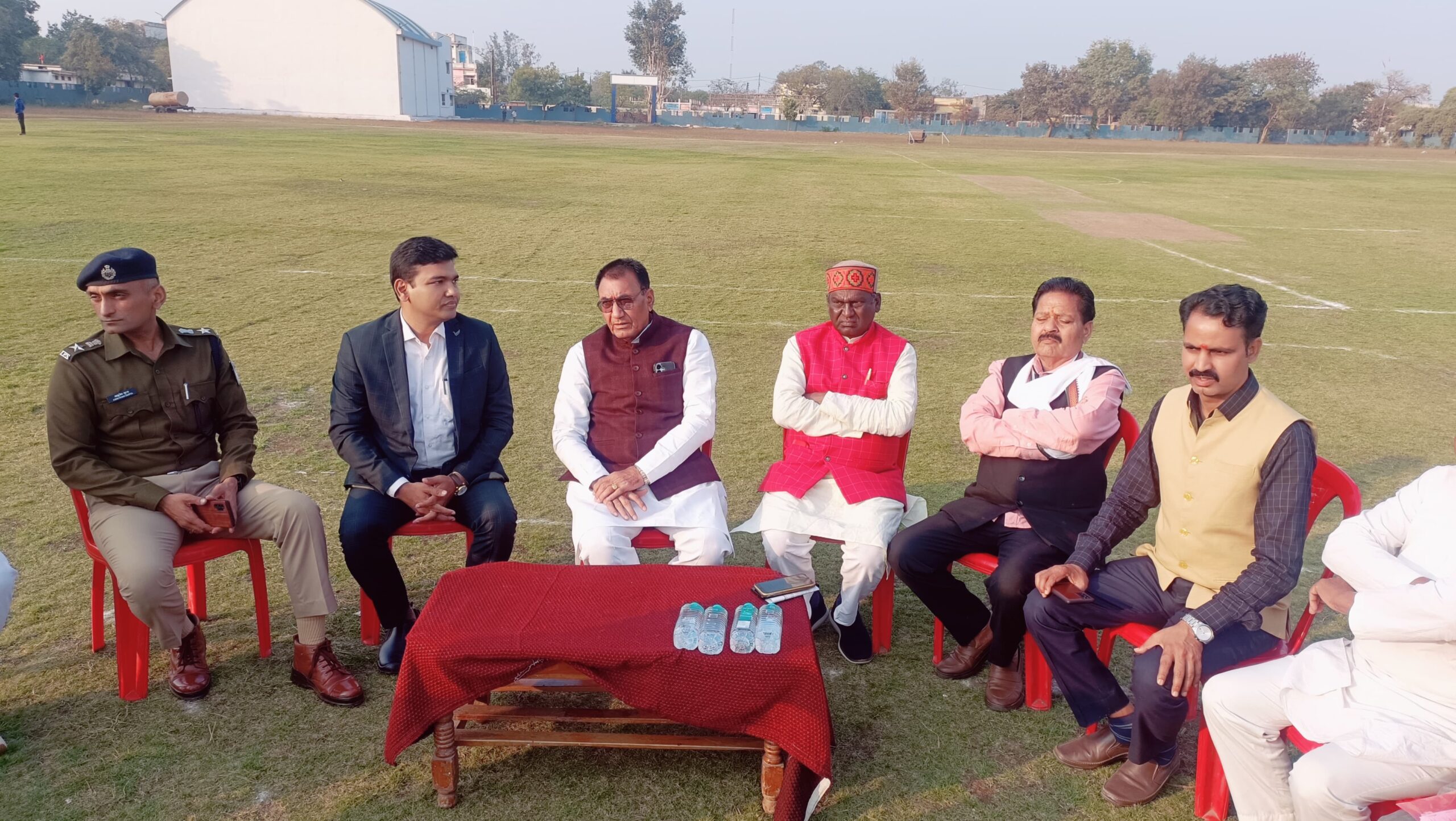 रायसेन में आगामी 02 फरवरी को आयोजित होगा सांसद खेल महोत्सव का लोकसभा स्तरीय फाइनल तथा समापन समारोहसमापन समारोह में केन्द्रीय मंत्री श्री चौहान तथा अंतर्राष्ट्रीय क्रिकेटर श्री रवीन्द्र जडेजा होंगे शामिलजिले के प्रभारी मंत्री श्री पंवार ने खेल स्टेडियम पहुंचकर जनप्रतिनिधियों और अधिकारियों से की विस्तृत चर्चा