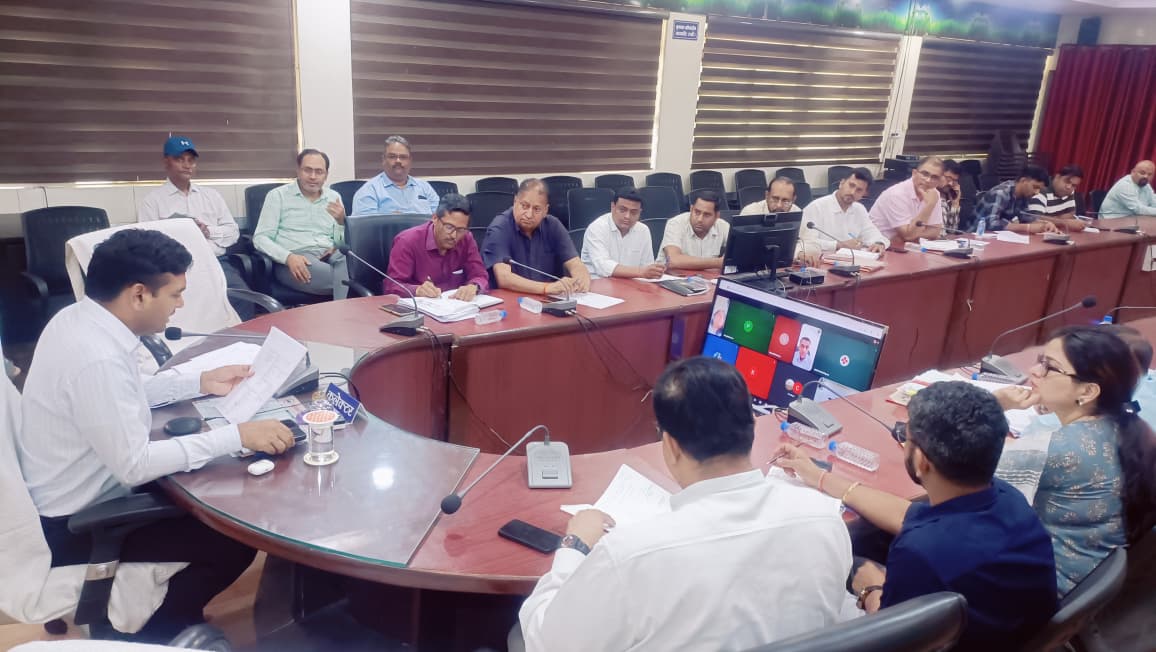 कलेक्टर श्री विश्वकर्मा ने आगामी तीन दिवसीय कृषि प्रशिक्षण सह प्रदर्शनी के आयोजन के संबंध में अधिकारियों को दिए निर्देश