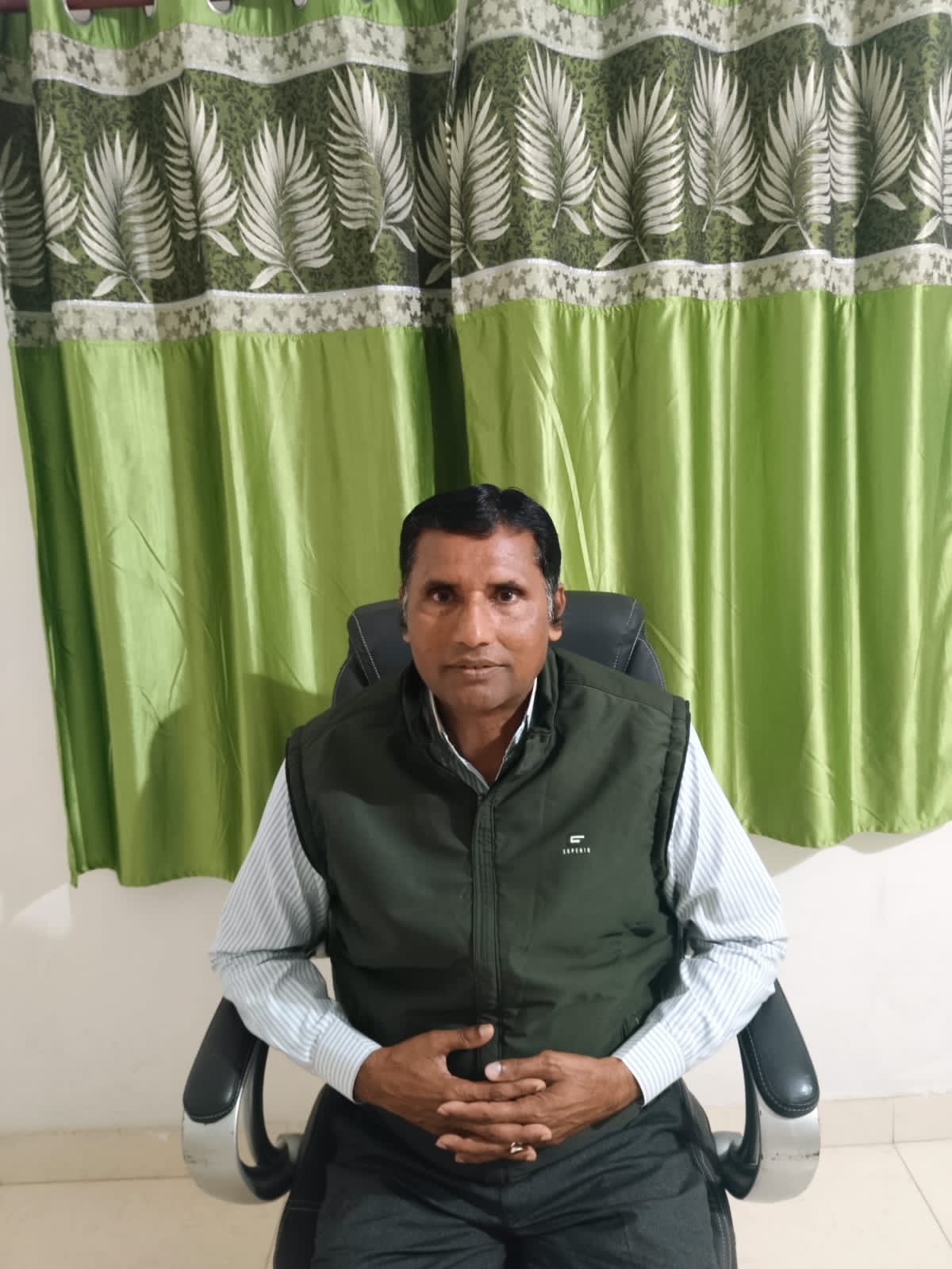 गर्मी में खुद के साथ बेजुबान पशु पक्षियों का भी रखे ध्यान/उपवन मंडला अधिकारी भूरा गायकवाड़