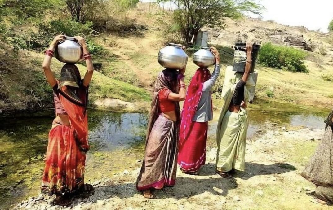 उमरिया में प्यासी जनता, कागज़ों में बहता पानी!