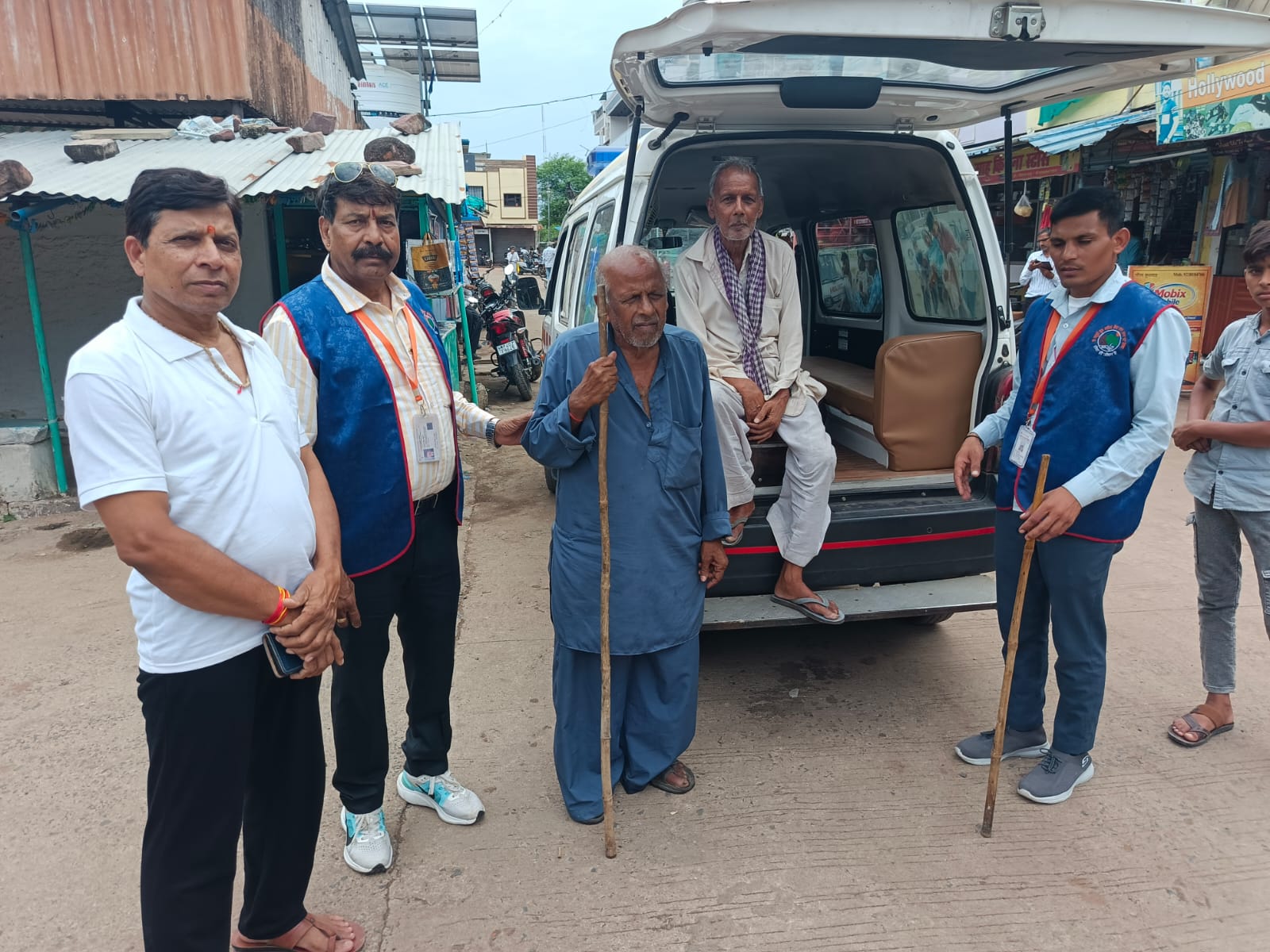 सांची के बेसहारों को मिला सहारा, ‘अपना घर आश्रम’ ने बढ़ाया मानवीय सहयोग का हाथ
