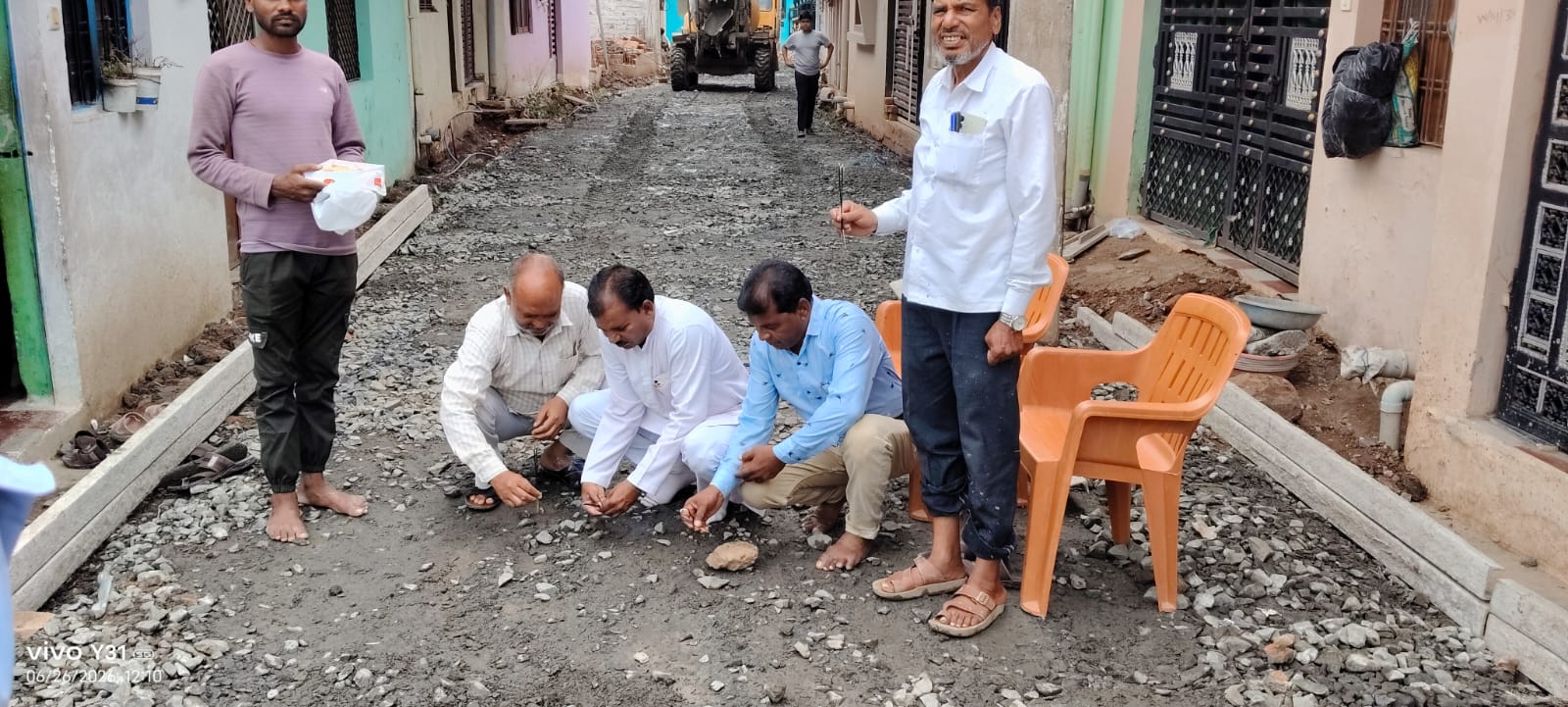 लंबे इंतजार के बाद वार्ड 14 को मिली सीसी रोड की सौगात।भूमिपूजन के साथ शुरू हुआ सड़क व नाली निर्माण, वार्डवासियों में खुशी का माहौल