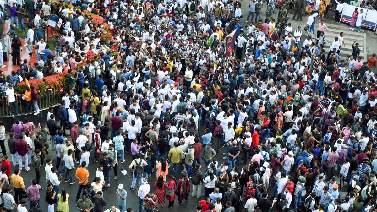 दिल्ली के बाद झारखंड बना दूसरा ‘जंतर-मंतर’, छात्र आंदोलन के आगे झुक सकती है सरकार | Live Khabar India